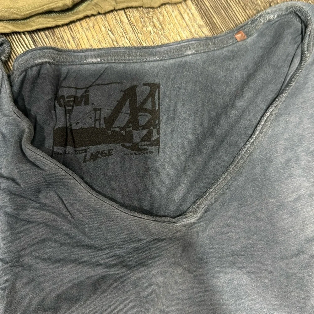 3 Mavi t shirts - Picture 3 of 7